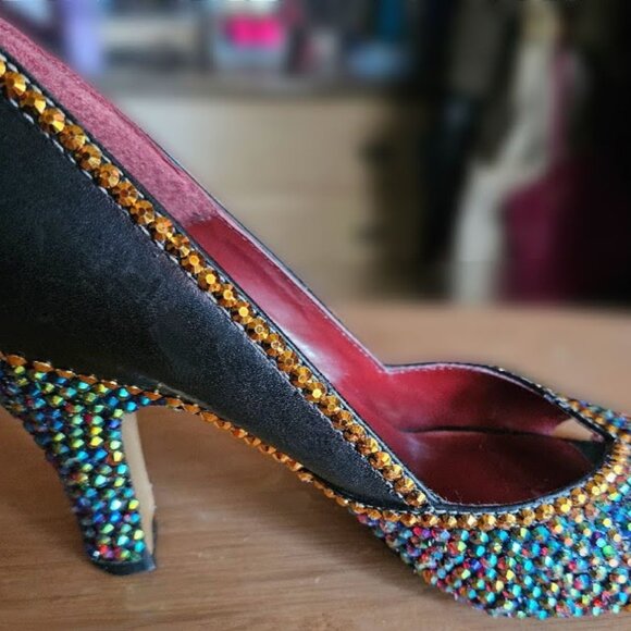 Beautiful, One of a Kind, Nine West Heels - Picture 6 of 14